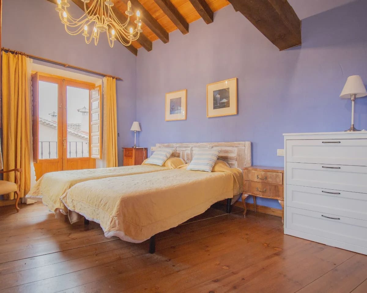 5 bedroom Townhouse for sale in Cubillo with pool - € 420,000 (Ref: 10022984)