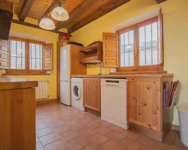5 quarto Casa em Banda para venda em Cubillo com piscina - 420 000 € (Ref: 10022984)