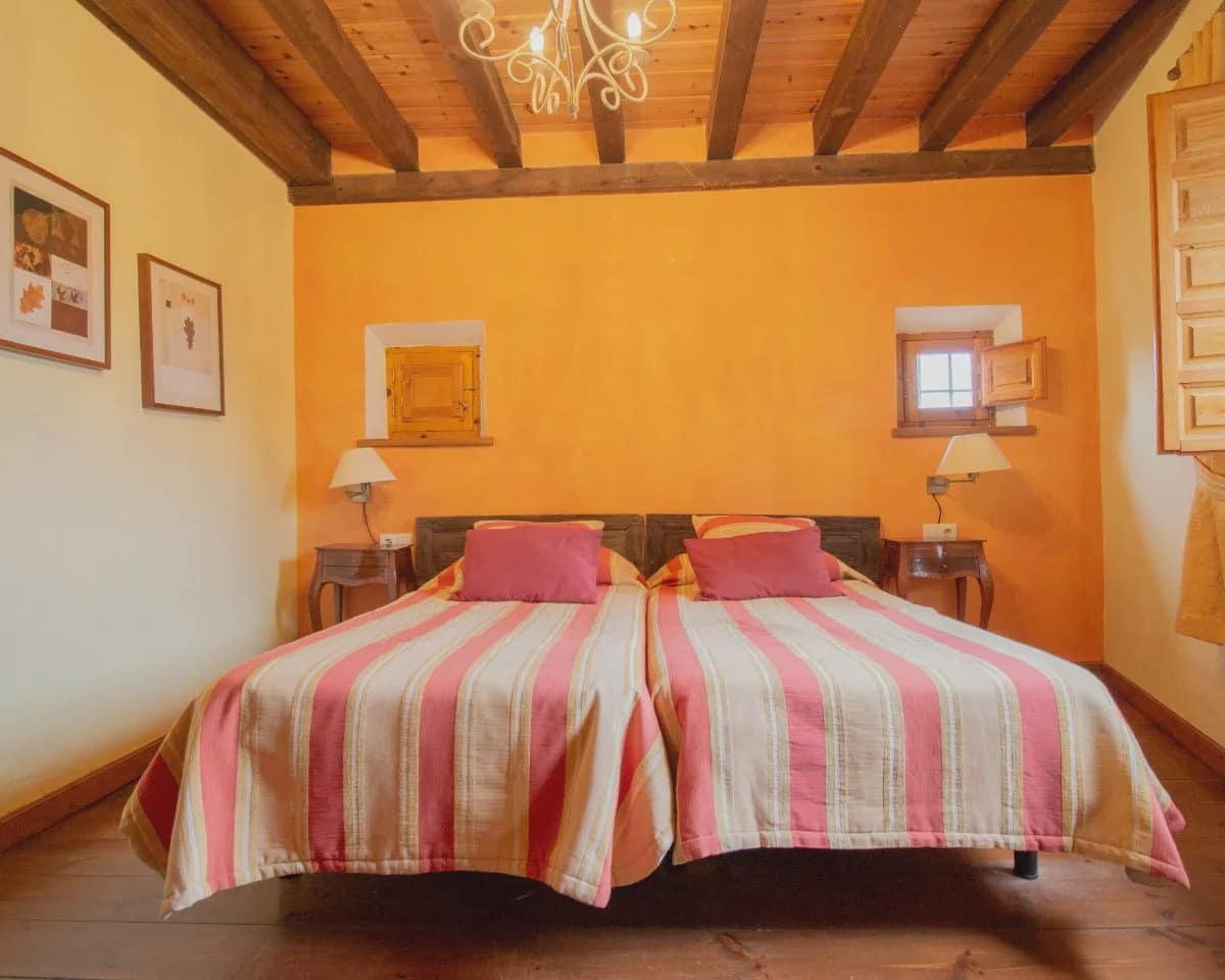 5 bedroom Townhouse for sale in Cubillo with pool - € 420,000 (Ref: 10022984)