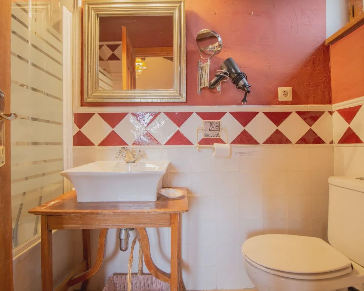 5 bedroom Townhouse for sale in Cubillo with pool - € 420,000 (Ref: 10022984)