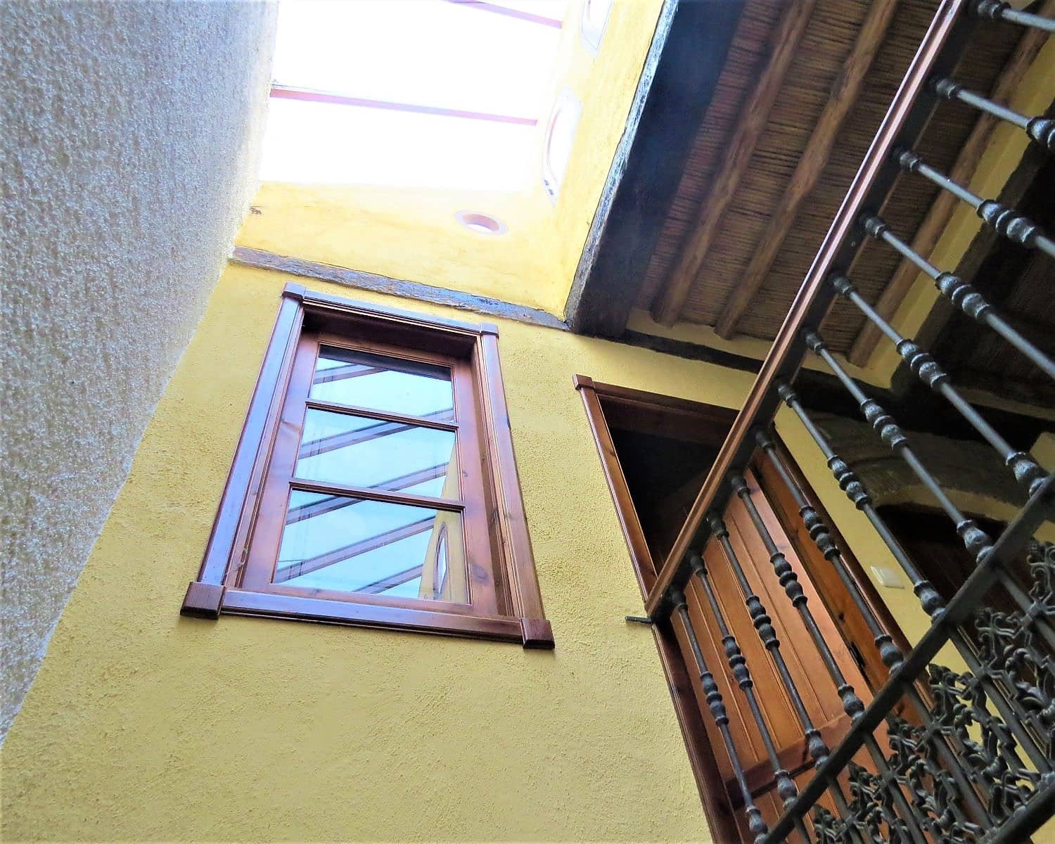 4 bedroom Townhouse for sale in Cadiar - € 78,000 (Ref: 10039139)