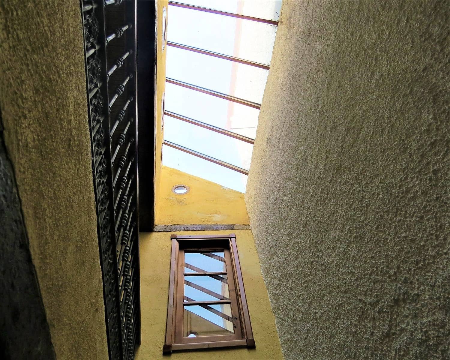 4 bedroom Townhouse for sale in Cadiar - € 78,000 (Ref: 10039139)