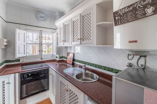 3 slaapkamer Huis te koop in Albaicin, Granada stad - € 280.000 (Ref: 10077238)