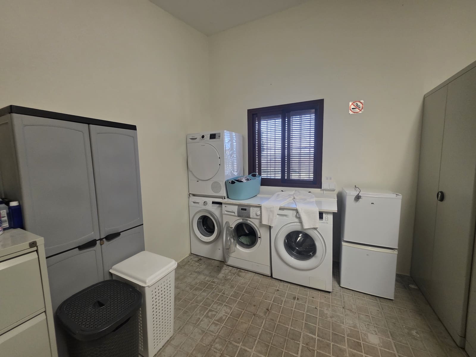 Finca/Casa Rural de 5 habitaciones en Morón de la Frontera en venta con piscina - 699.000 € (Ref: 10099139)