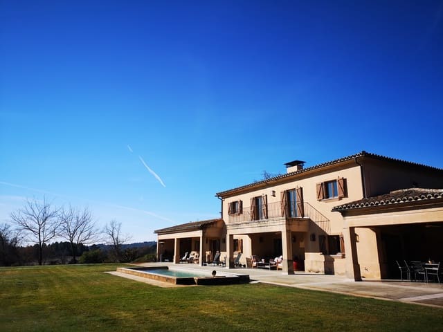 8 chambre Finca/Maison de Campagne à vendre à Villanueva de la Vera avec piscine garage - 1 450 000 € (Ref: 10101088)