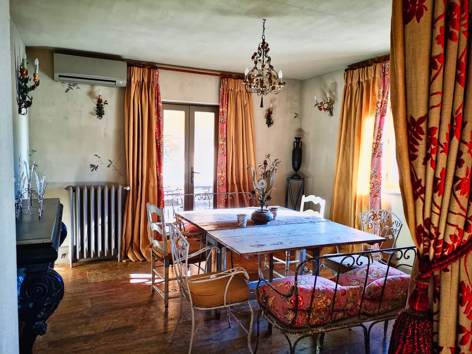 8 bedroom Finca/Country House for sale in Villanueva de la Vera with pool garage - € 1,450,000 (Ref: 10101088)