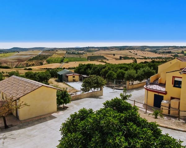 13 bedroom Finca/Country House for sale in Arcos de la Frontera with pool - € 1,700,000 (Ref: 10112119)