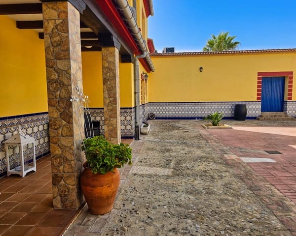 13 bedroom Finca/Country House for sale in Arcos de la Frontera with pool - € 1,700,000 (Ref: 10112119)