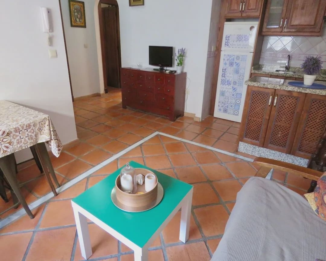 2 bedroom Apartment for sale in Granada city with garage - € 250,000 (Ref: 10112367)