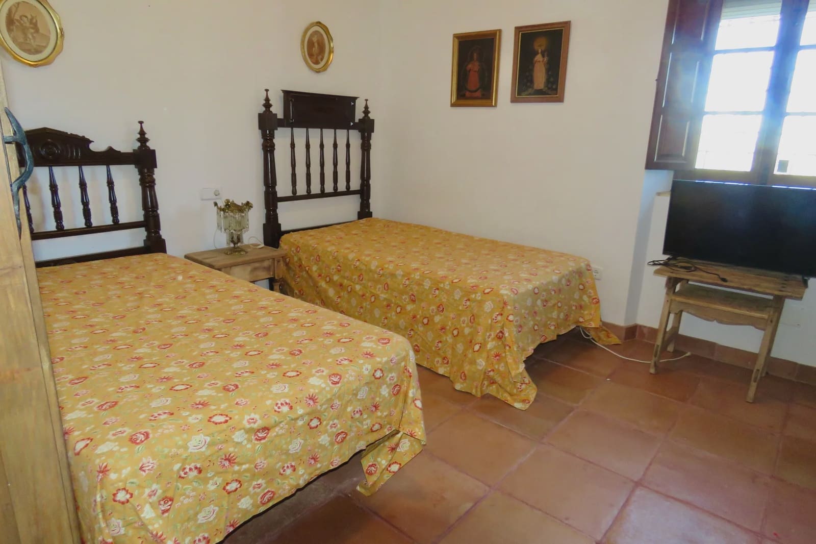 7 slaapkamer Finca/Landhuis te koop in Osuna met zwembad garage - € 750.000 (Ref: 10138924)