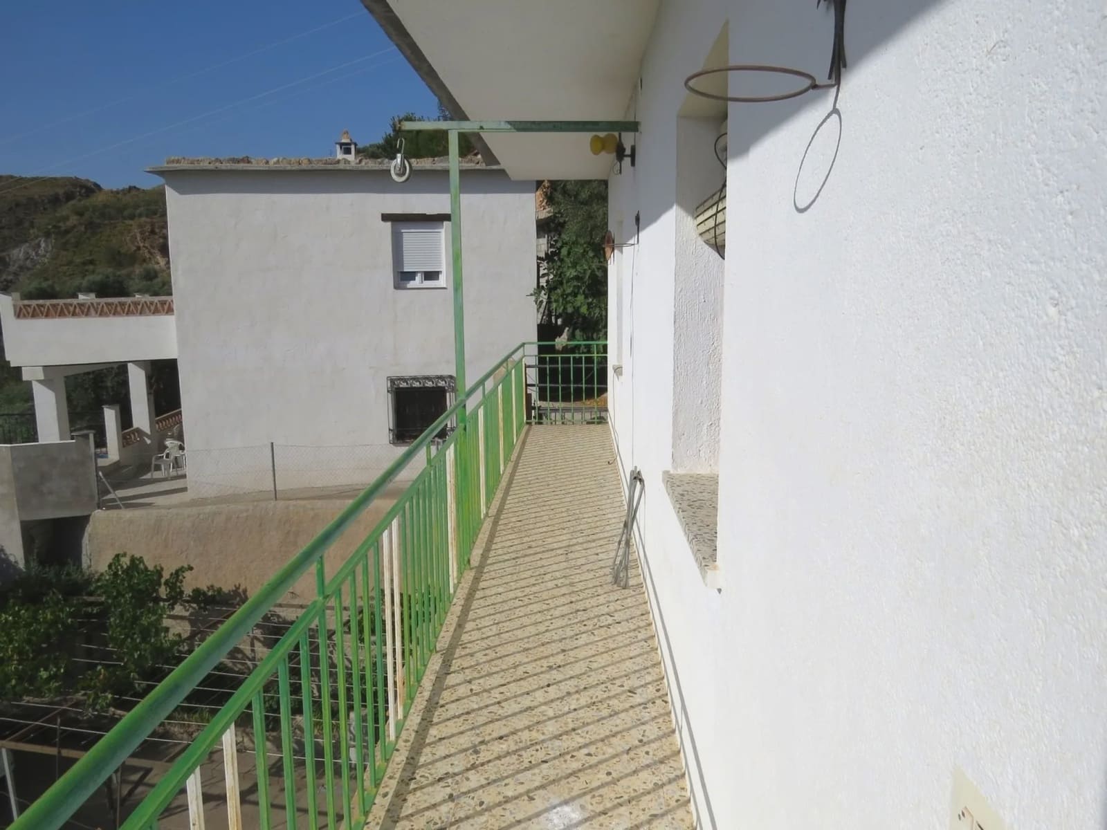 4 bedroom Townhouse for sale in Mecina Bombaron with garage - € 100,000 (Ref: 10138925)
