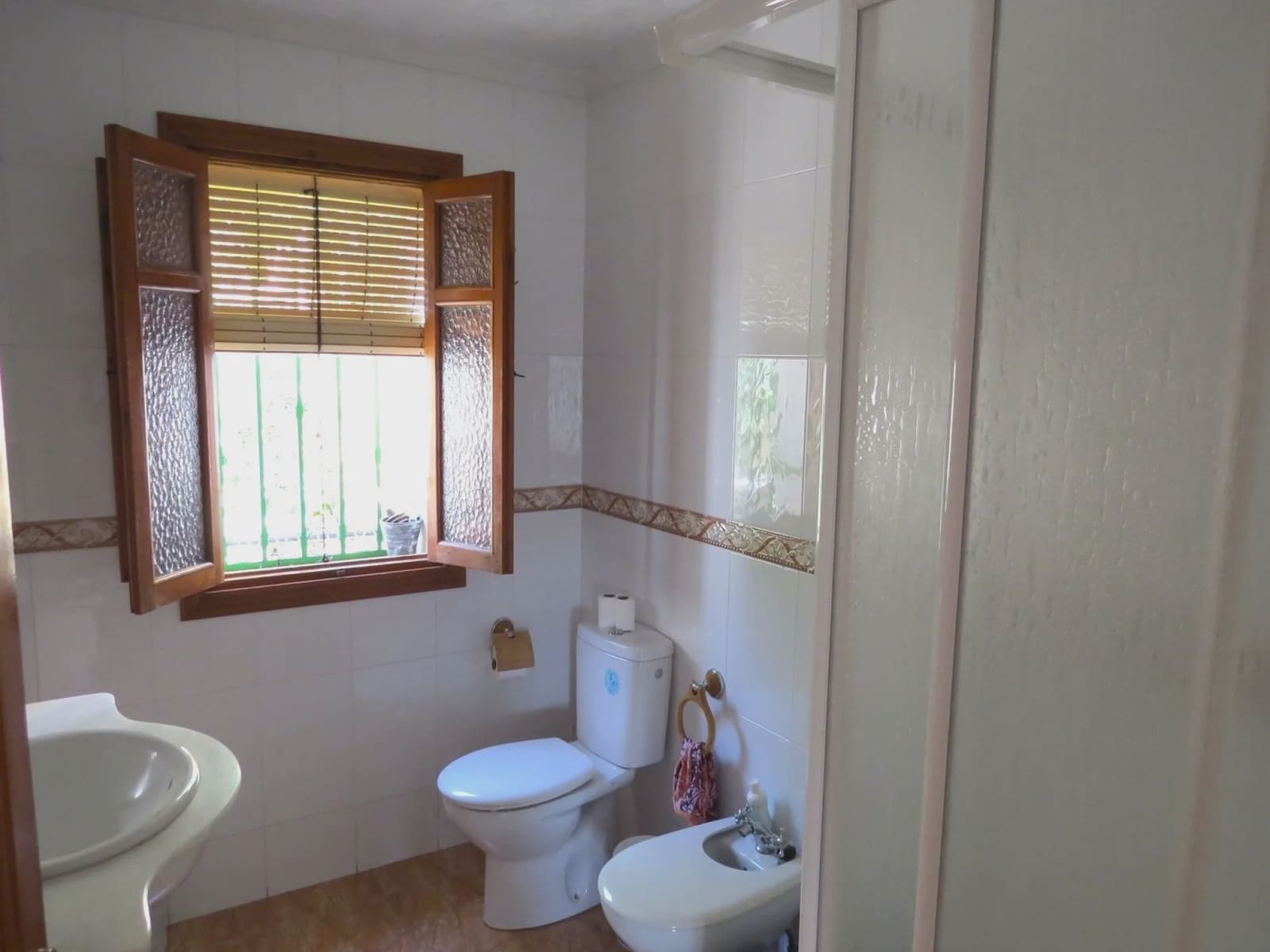 4 bedroom Townhouse for sale in Mecina Bombaron with garage - € 100,000 (Ref: 10138925)