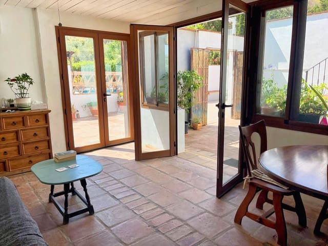 5 sypialnia Finka/Dom wiejski na sprzedaż w Alora z basenem garażem - 725 000 € (Ref: 10166052)