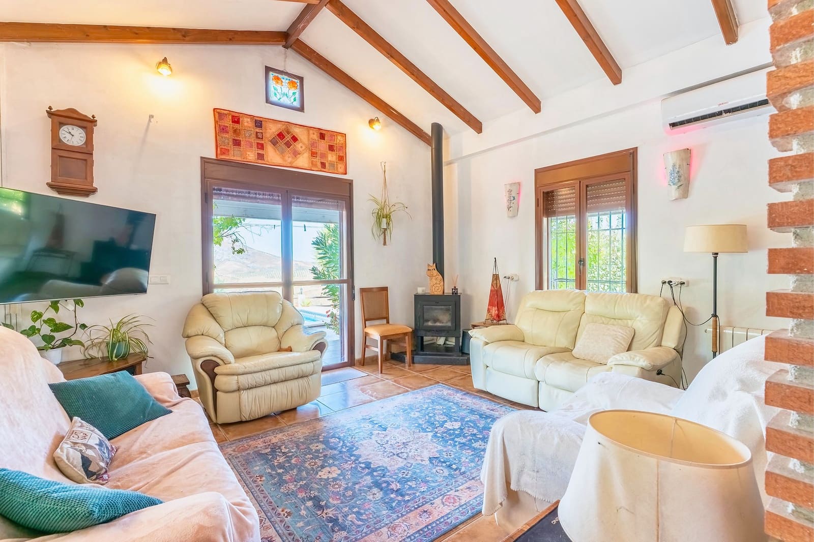 Finca/Casa Rural de 4 habitaciones en Valle de Abdalajís en venta con piscina - 420.000 € (Ref: 10168943)