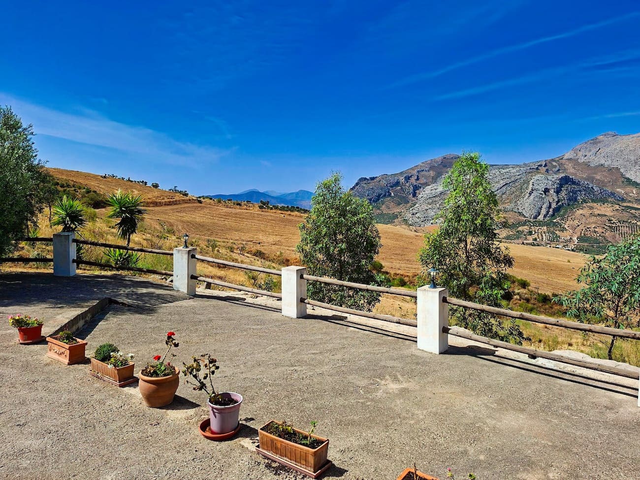 Finca/Casa Rural de 4 habitaciones en Valle de Abdalajís en venta con piscina - 420.000 € (Ref: 10168943)