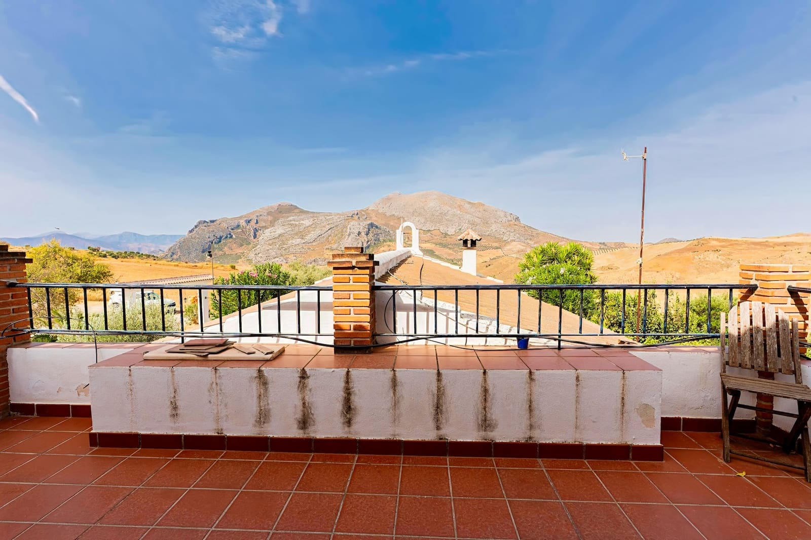 Finca/Casa Rural de 4 habitaciones en Valle de Abdalajís en venta con piscina - 420.000 € (Ref: 10168943)