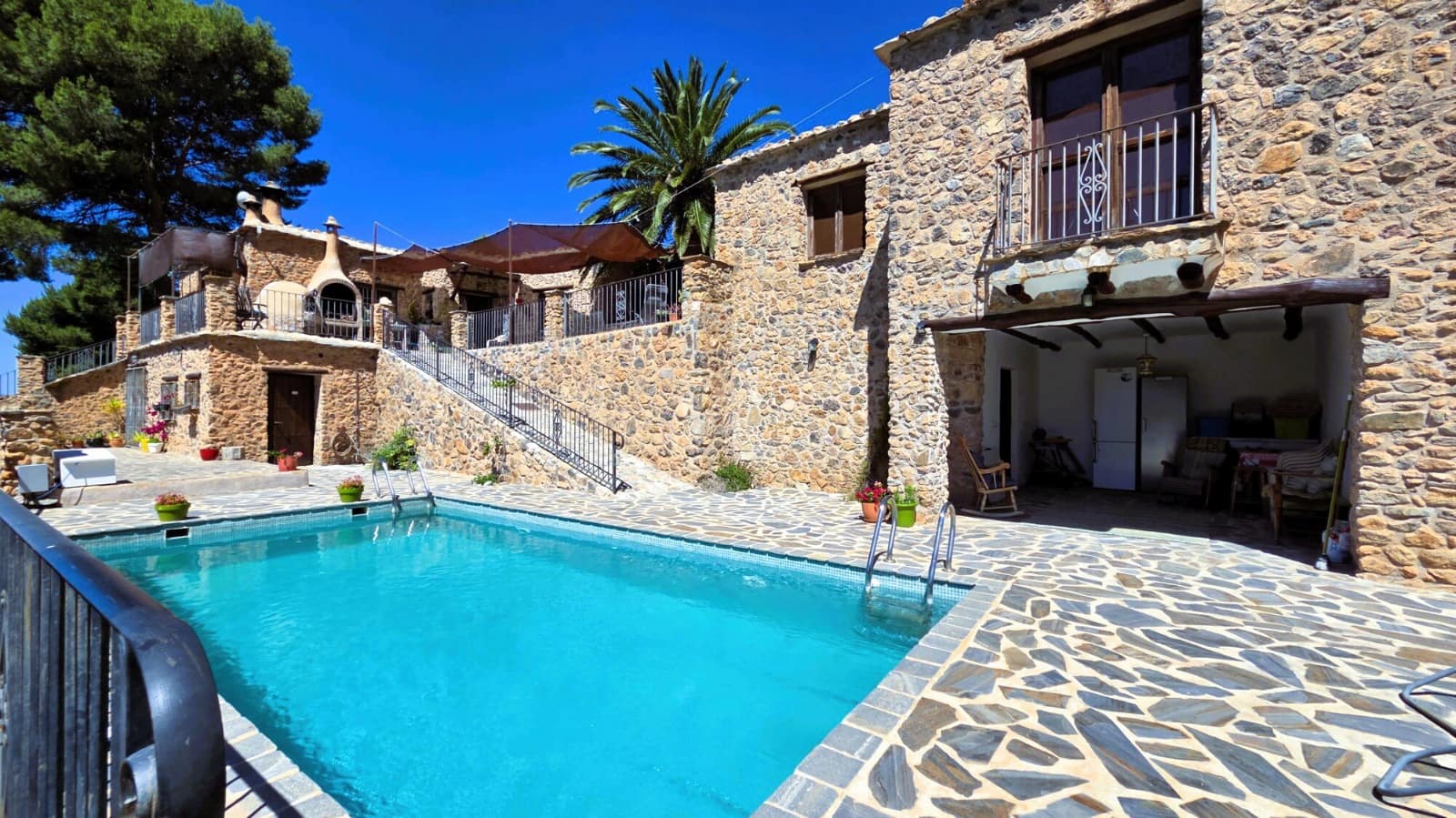 4 bedroom Finca/Country House for sale in Orgiva with pool garage - € 645,000 (Ref: 10175459)