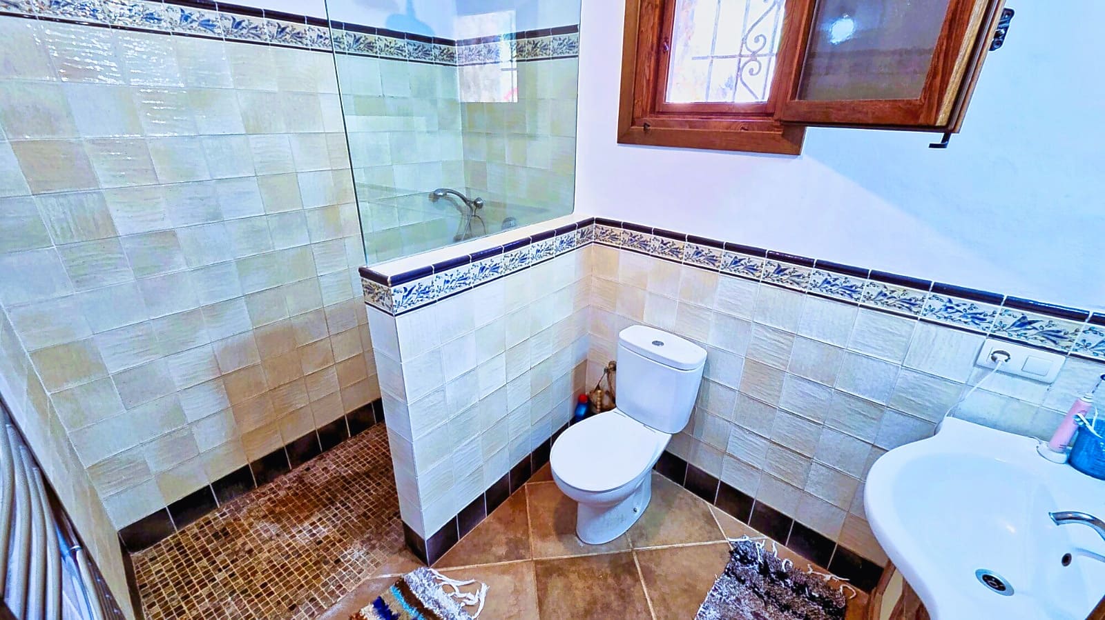 4 bedroom Finca/Country House for sale in Orgiva with pool garage - € 645,000 (Ref: 10175459)