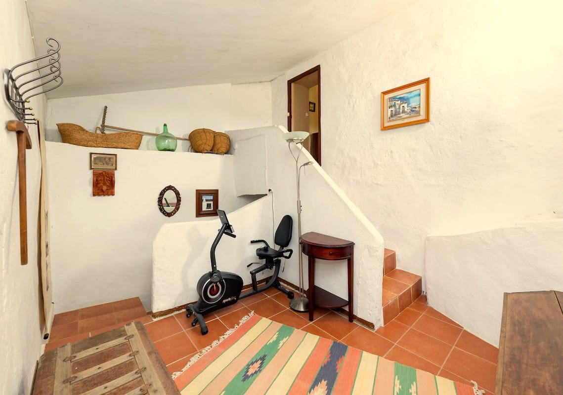 5 slaapkamer Finca/Landhuis te koop in Montefrio met zwembad garage - € 295.000 (Ref: 10175460)
