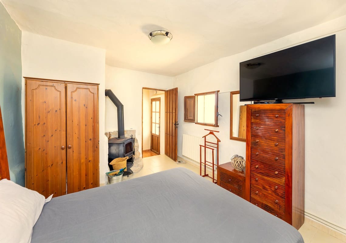 5 slaapkamer Finca/Landhuis te koop in Montefrio met zwembad garage - € 295.000 (Ref: 10175460)