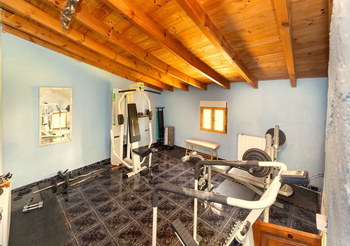 5 slaapkamer Finca/Landhuis te koop in Montefrio met zwembad garage - € 295.000 (Ref: 10175460)