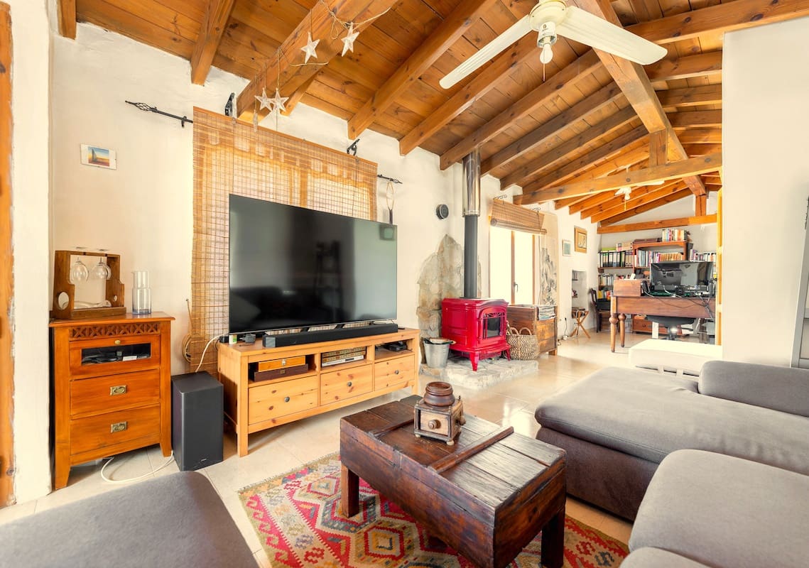 5 slaapkamer Finca/Landhuis te koop in Montefrio met zwembad garage - € 295.000 (Ref: 10175460)