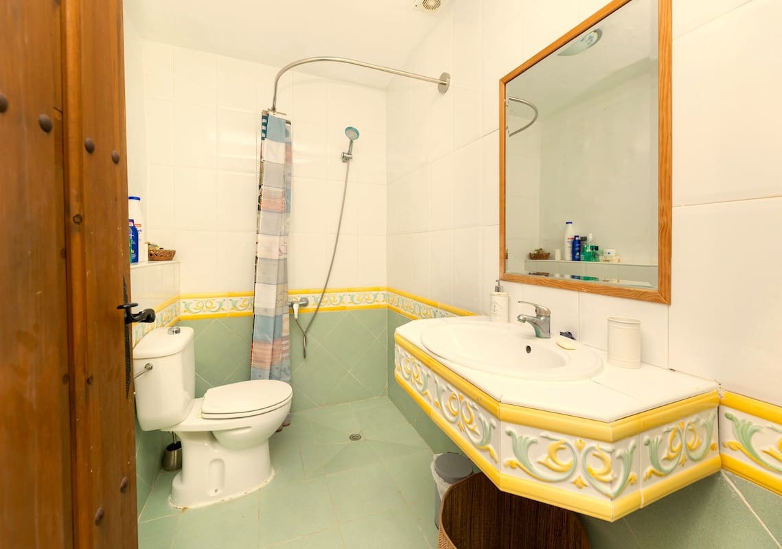 5 slaapkamer Finca/Landhuis te koop in Montefrio met zwembad garage - € 295.000 (Ref: 10175460)