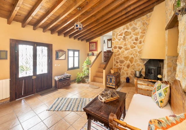5 slaapkamer Finca/Landhuis te koop in Montefrío met zwembad garage - € 295.000 (Ref: 10175460)