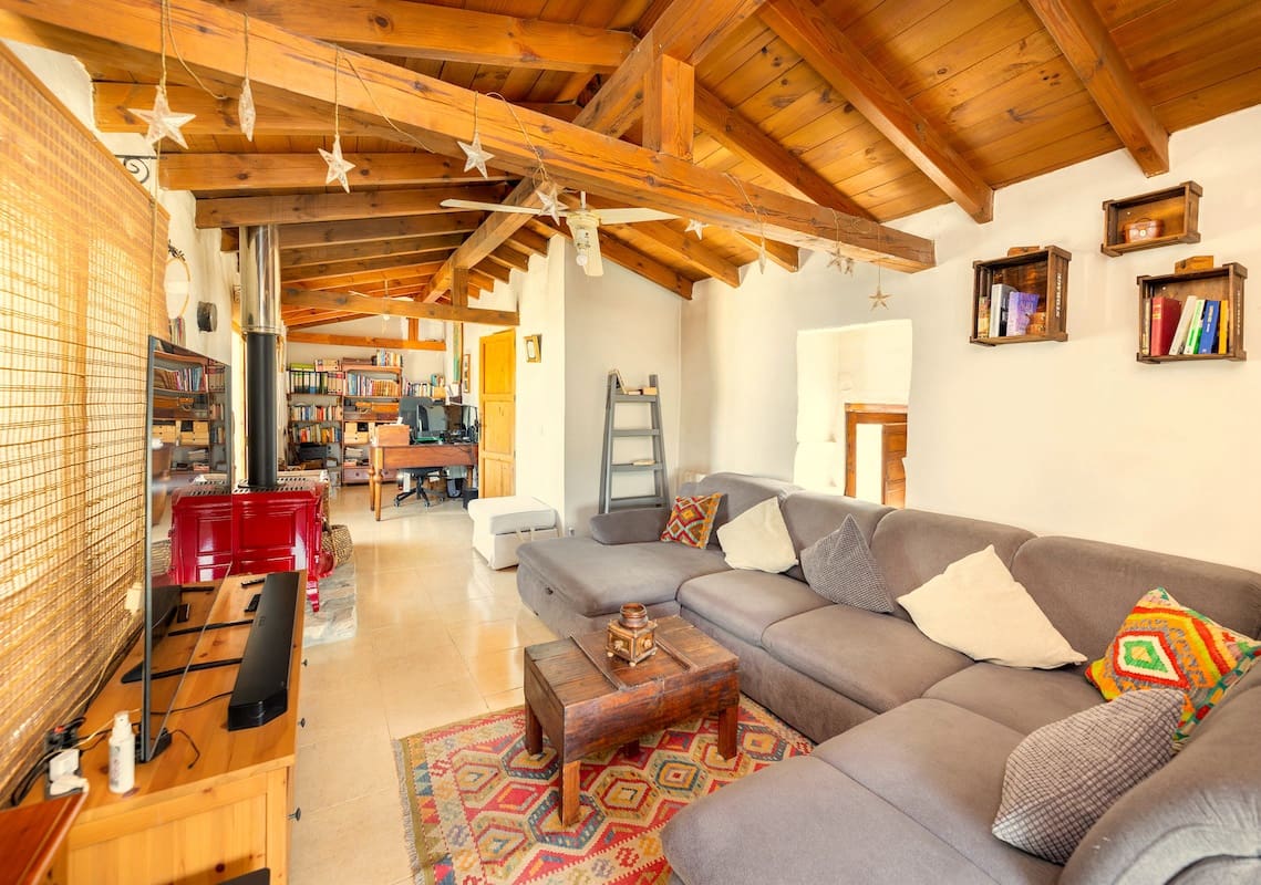 5 slaapkamer Finca/Landhuis te koop in Montefrio met zwembad garage - € 295.000 (Ref: 10175460)