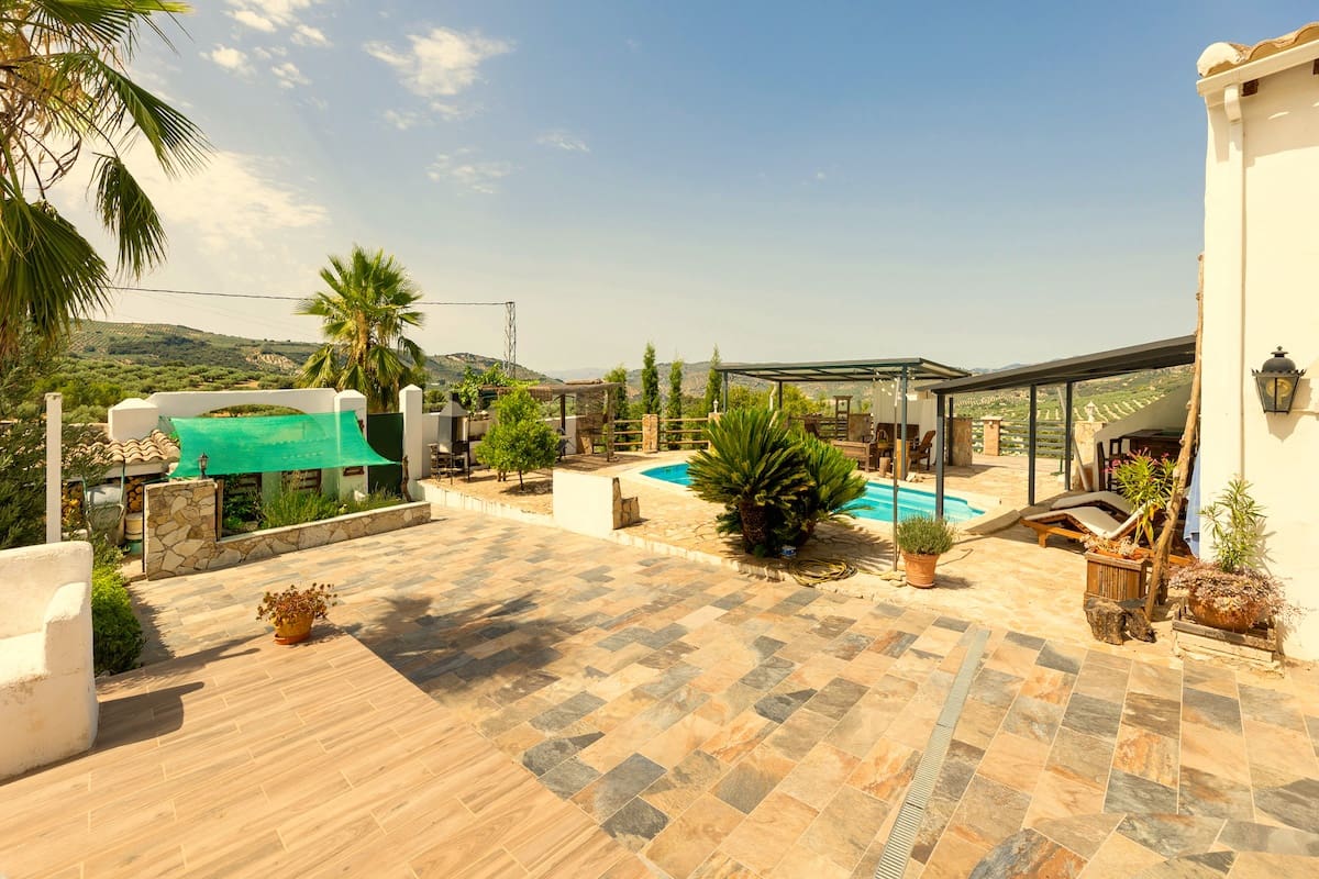 5 slaapkamer Finca/Landhuis te koop in Montefrio met zwembad garage - € 295.000 (Ref: 10175460)