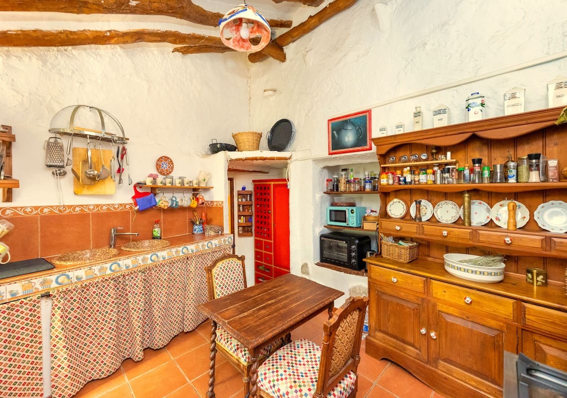 5 slaapkamer Finca/Landhuis te koop in Montefrio met zwembad garage - € 295.000 (Ref: 10175460)