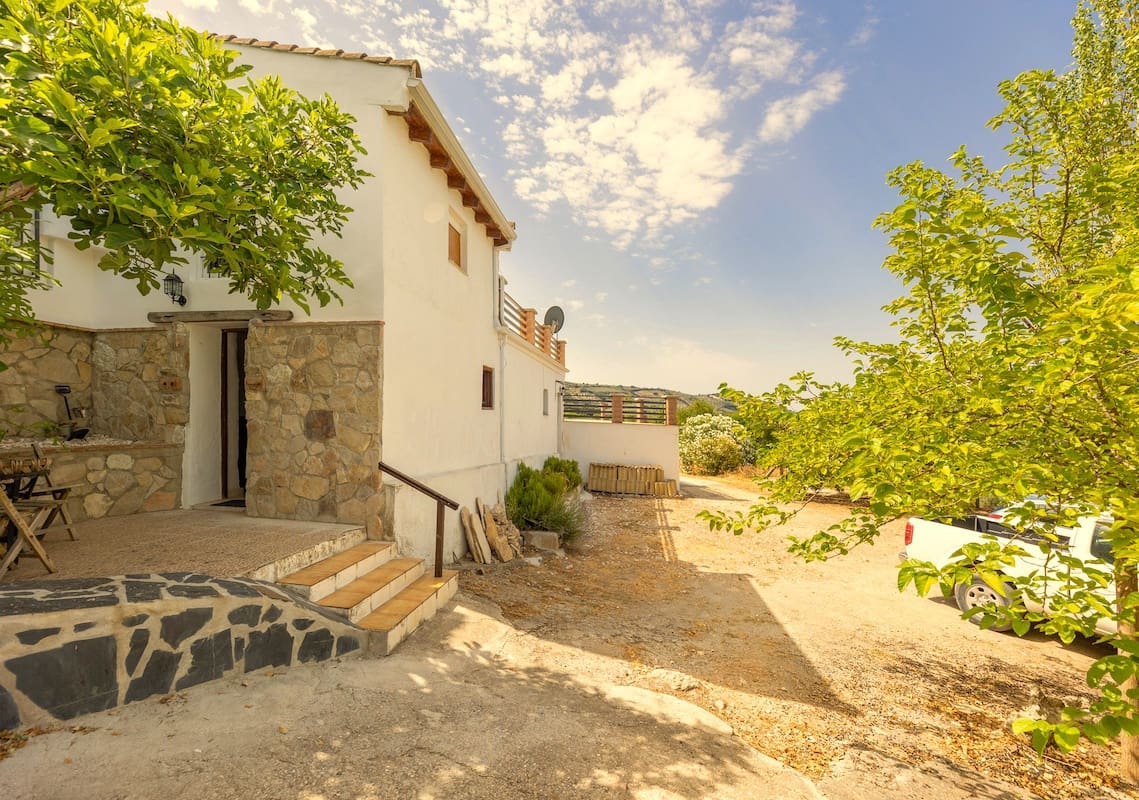 5 slaapkamer Finca/Landhuis te koop in Montefrio met zwembad garage - € 295.000 (Ref: 10175460)