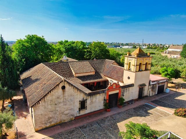 5 quarto Quinta/Casa Rural para venda em Bollullos de la Mitación com piscina garagem - 1 600 000 € (Ref: 10175461)