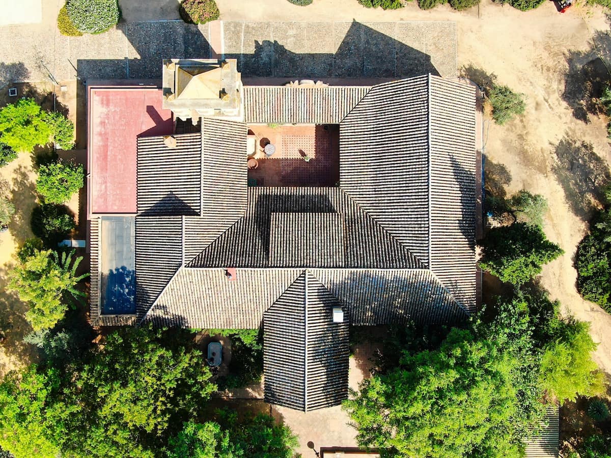 5 sovrum Finca/Hus på landet till salu i Bollullos de la Mitacion med pool garage - 1 600 000 € (Ref: 10175461)