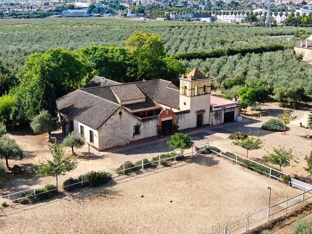 5 quarto Quinta/Casa Rural para venda em Bollullos de la Mitación com piscina garagem - 1 600 000 € (Ref: 10175461)