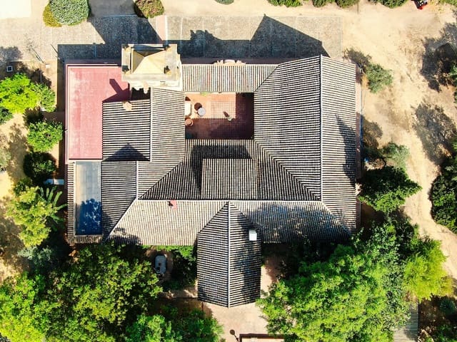 5 quarto Quinta/Casa Rural para venda em Bollullos de la Mitación com piscina garagem - 1 600 000 € (Ref: 10175461)