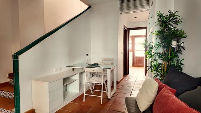 2 slaapkamer Huis te koop in Albaicin, Granada stad - € 295.000 (Ref: 10179688)