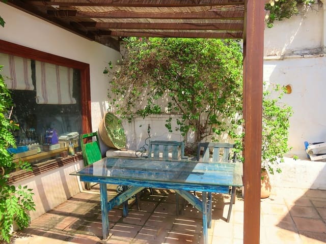 3 quarto Casa em Banda para venda em Granada cidade - 685 000 € (Ref: 10182087)