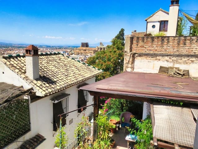 3 quarto Casa em Banda para venda em Granada cidade - 685 000 € (Ref: 10182087)