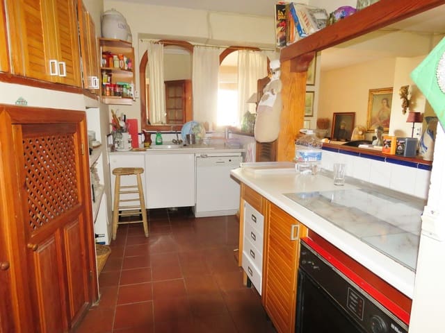 3 quarto Casa em Banda para venda em Granada cidade - 685 000 € (Ref: 10182087)