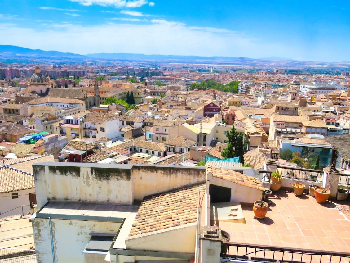 3 quarto Casa em Banda para venda em Granada cidade - 685 000 € (Ref: 10182087)