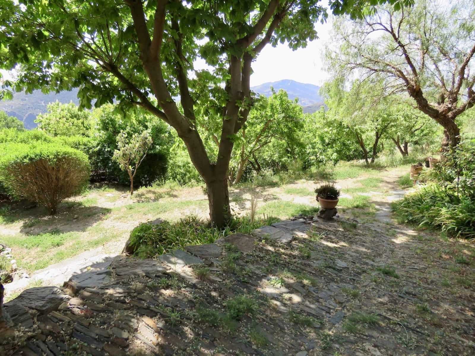 6 soveværelse Finca/Landehus til salg i La Taha - € 420.000 (Ref: 5455681)