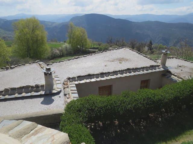 6 bedroom Finca/Country House for sale in La Taha with garage - € 420,000 (Ref: 5455681)
