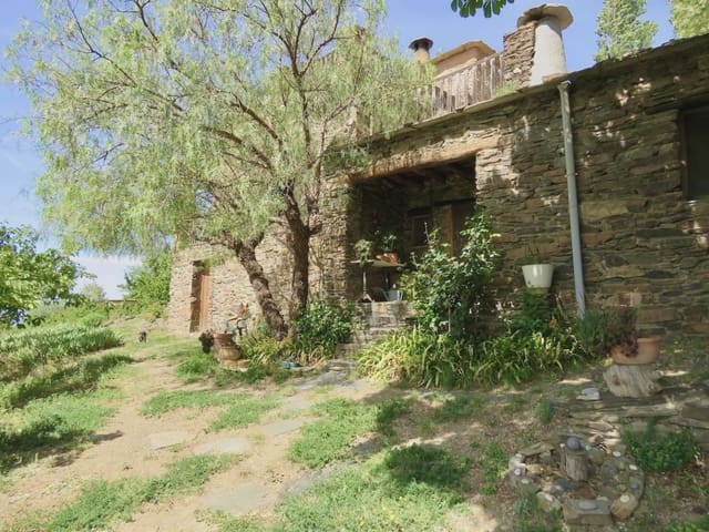 6 bedroom Finca/Country House for sale in La Taha with garage - € 420,000 (Ref: 5455681)