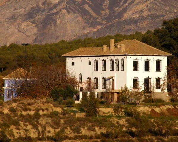 20 bedroom Hotel for sale in La Zubia with pool - € 2,500,000 (Ref: 5455720)