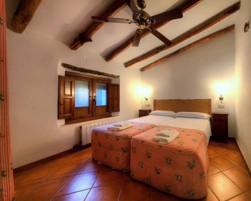 20 soveværelse Hotel til salg i La Zubia med swimmingpool - € 2.500.000 (Ref: 5455720)