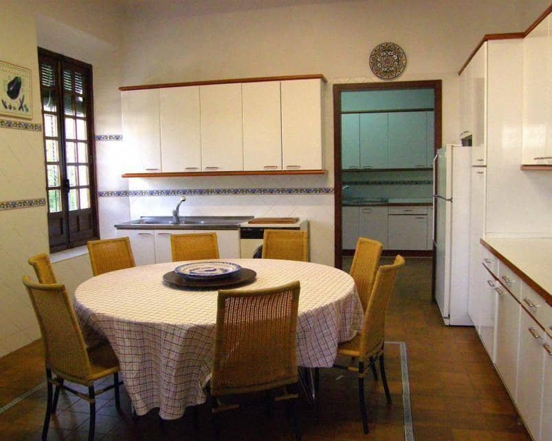 20 soveværelse Hotel til salg i La Zubia med swimmingpool - € 2.500.000 (Ref: 5455720)