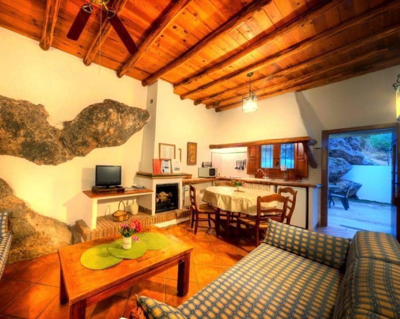 20 soveværelse Hotel til salg i La Zubia med swimmingpool - € 2.500.000 (Ref: 5455720)