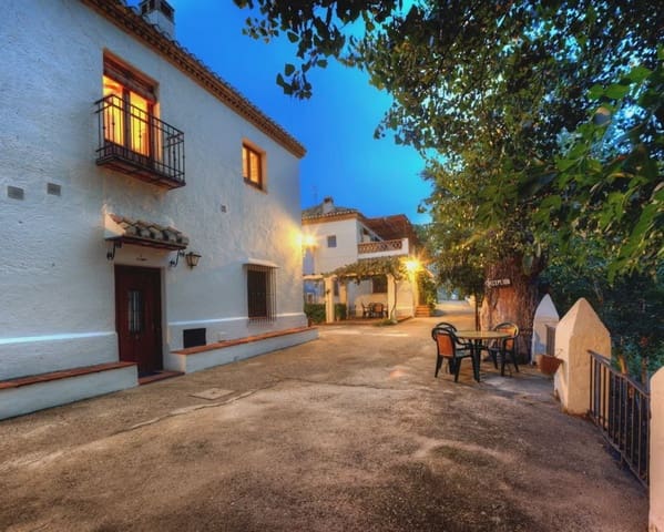 20 soverom Hotell til salgs i La Zubia med svømmebasseng - € 2 500 000 (Ref: 5455720)