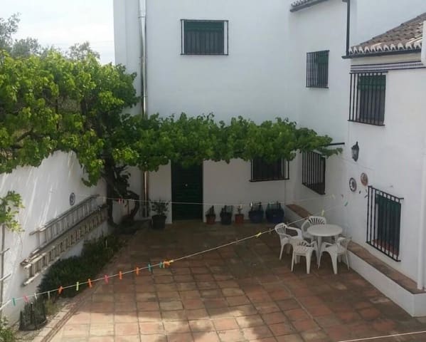 12 soverom Villa til salgs i Rute med svømmebasseng - € 749 000 (Ref: 5455742)